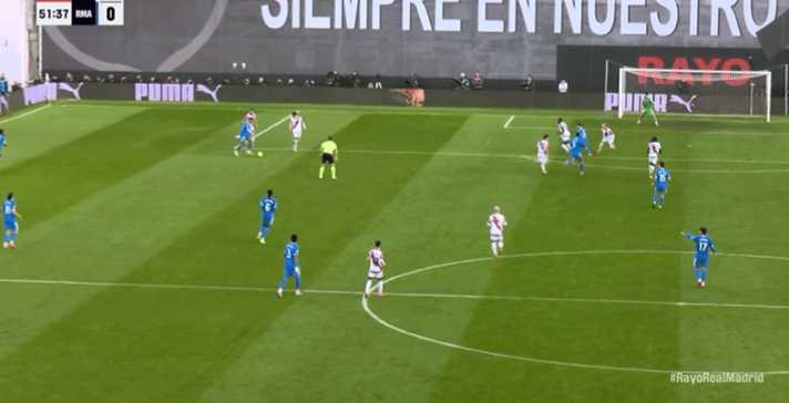 包含赛地聚焦——西甲清晨热度飙升;皇家马德里造点机会;更衣室稳定;球队文化再被提及的词条 包含赛地聚焦——西甲清晨热度飙升;皇家马德里造点机会;更衣室稳定;球队文化再被提及的词条