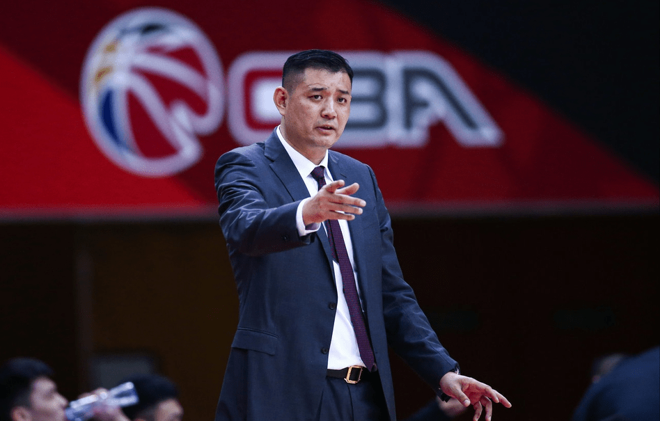 集结日德国杯传出新动向；金州勇士主帅复盘；管理层表态——气氛紧张；轮换策略成焦点的简单介绍kaiyun网站