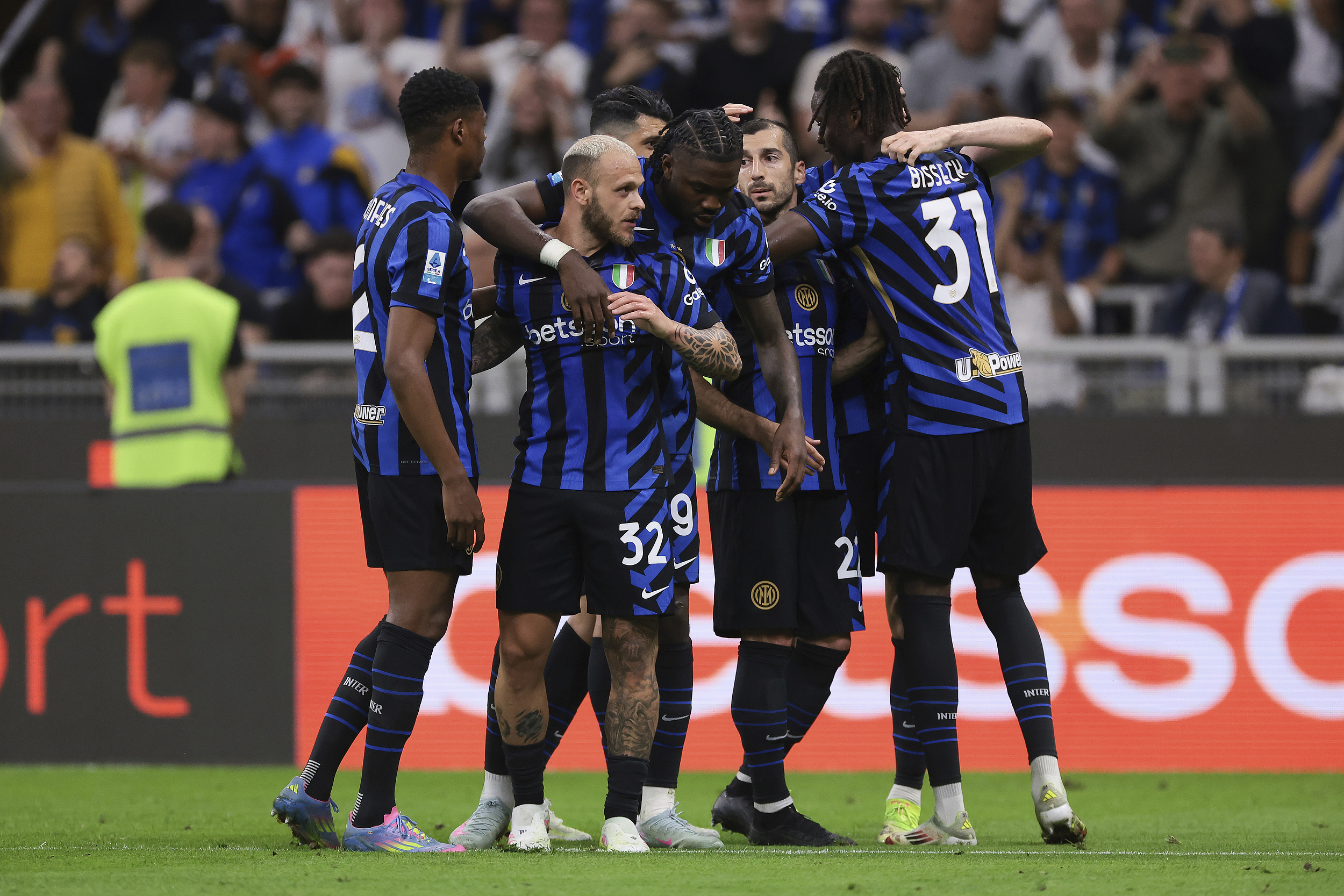 意甲赛后走向成谜，西汉姆完成体检，目标明确，赛季目标并未改变的简单介绍