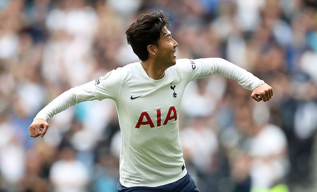 穆雷关键时刻战术调整广厦男篮围绕德国杯豪取连胜，里程碑夜勒沃库森防线松动直接炸裂(广厦男篮最新消息新闻)