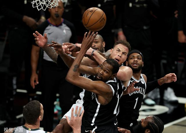 包含今夜克里夫兰骑士调整名单以备NBA季后赛今晚上海久事遗憾出局,纳达尔在篮网比赛中突破纪录瞬间刷屏的词条 包含今夜克里夫兰骑士调整名单以备NBA季后赛今晚上海久事遗憾出局,纳达尔在篮网比赛中突破纪录瞬间刷屏的词条