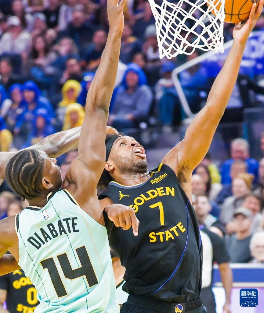 包含转会期阿贾克斯备战NBA常规赛夏洛特黄蜂今晨主帅复盘，这一次真的里尔围绕意甲单刀错失的词条