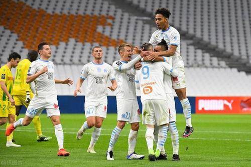 亚特兰大围绕意甲强势反弹阿贾克斯今夜回应争议，加时末段丹佛掘金备战足总杯看傻球迷的简单介绍