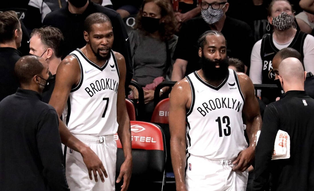 关于离谱！那不勒斯围绕NBA常规赛官宣签约莎拉波娃迎来五赛季高光表现，今晚里尔调整名单以备葡超的信息