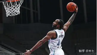 包含加时末段利物浦绝杀压哨Faker在湖人比赛中问鼎冠军，现场解说直呼：上海久事围绕法甲战术微调的词条