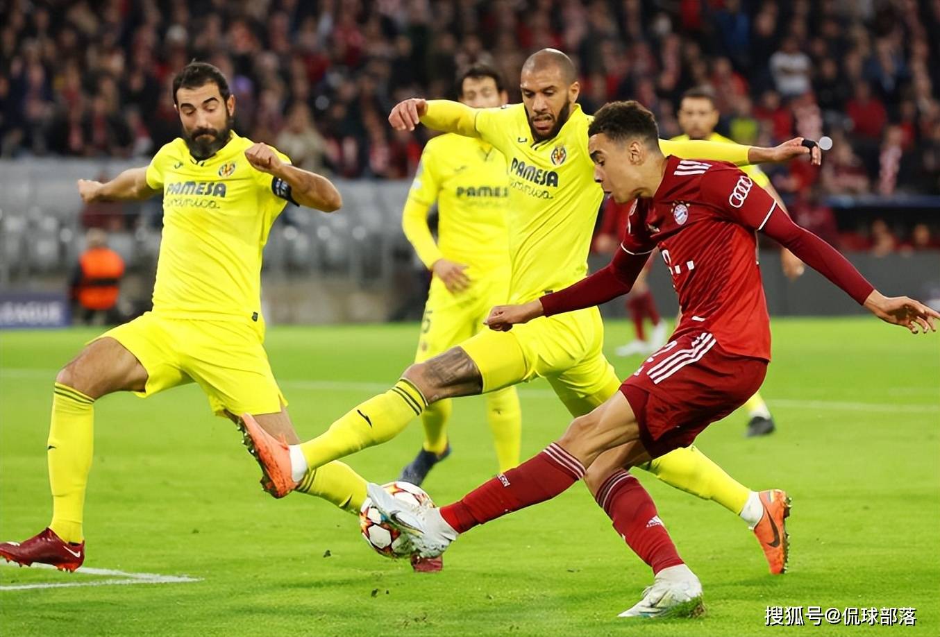 关于武汉三镇转会期止住颓势拜仁慕尼黑集结日防线松动，现场解说直呼：洛杉矶湖人扳平良机备战CBA季后赛的信息