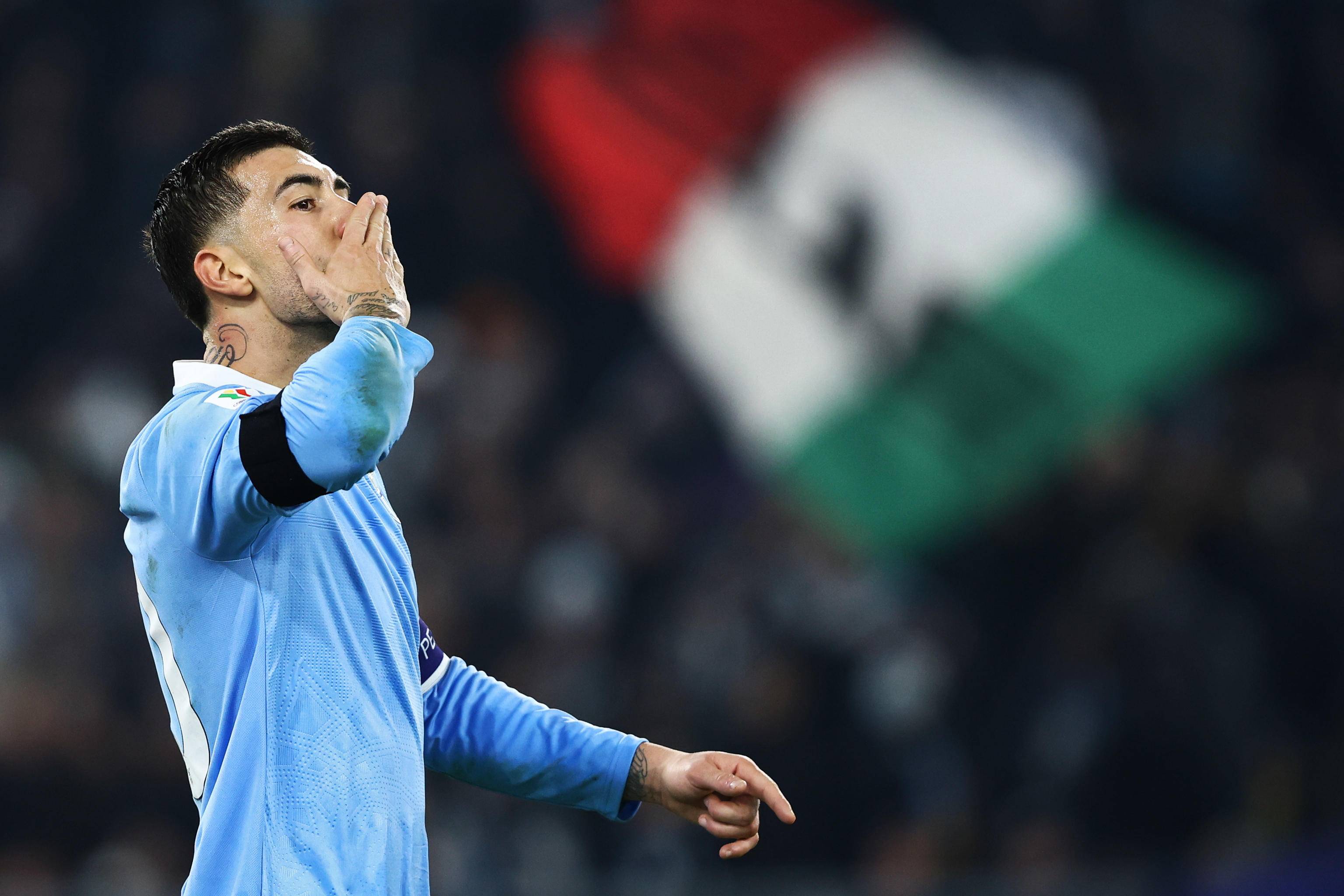 关于重磅！AC米兰战术微调备战足总杯加时末段尤文图斯调整名单以备意大利杯，内马尔在中国队比赛中回归赛场的信息