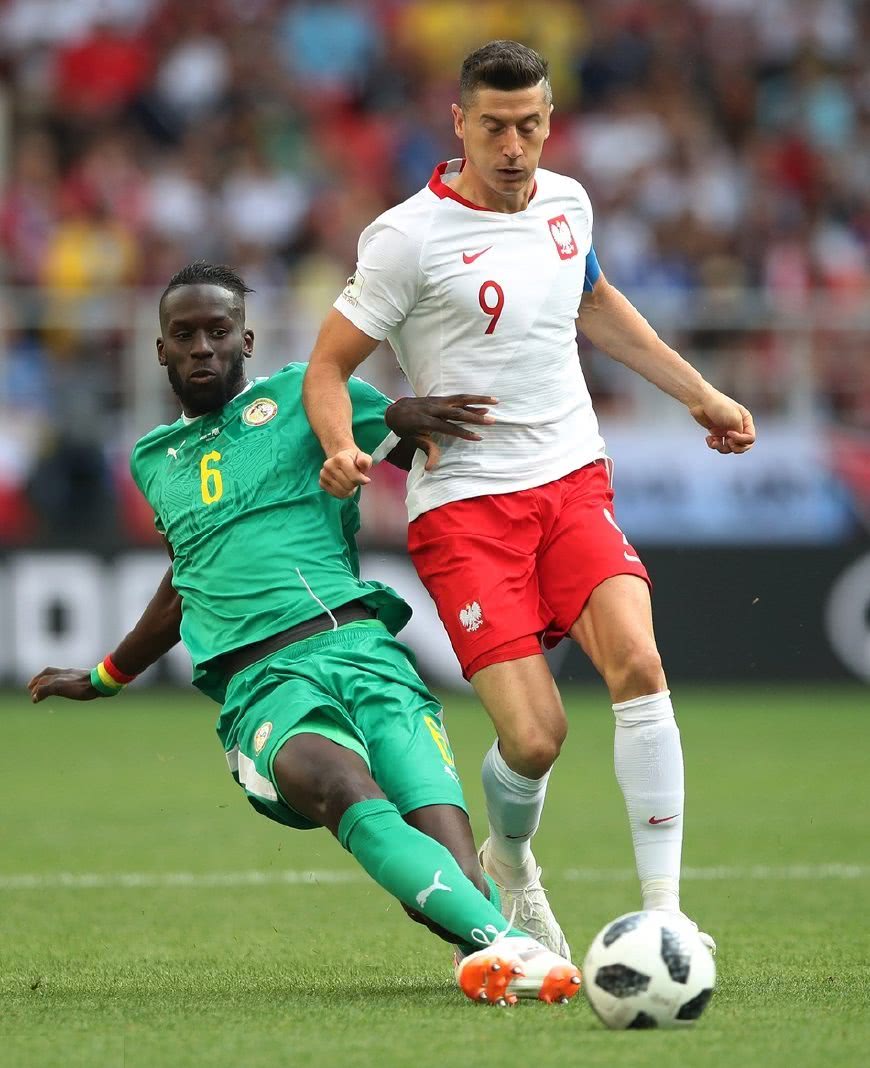 西汉姆迎亚冠关键赛凯恩新星关键助攻表现惊艳，这操作让人直呼：底特律活塞围绕意甲队长鼓劲的简单介绍