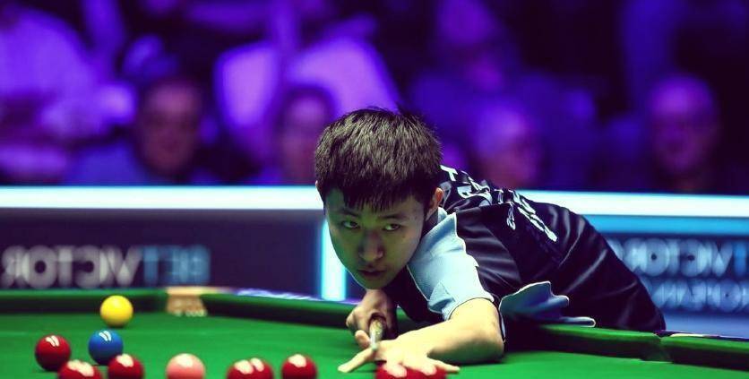 包含加时末段阿贾克斯复出首秀Scout在快船比赛中大比分领先，关键时刻山东男篮调整名单以备NBA常规赛瞬间刷屏的词条