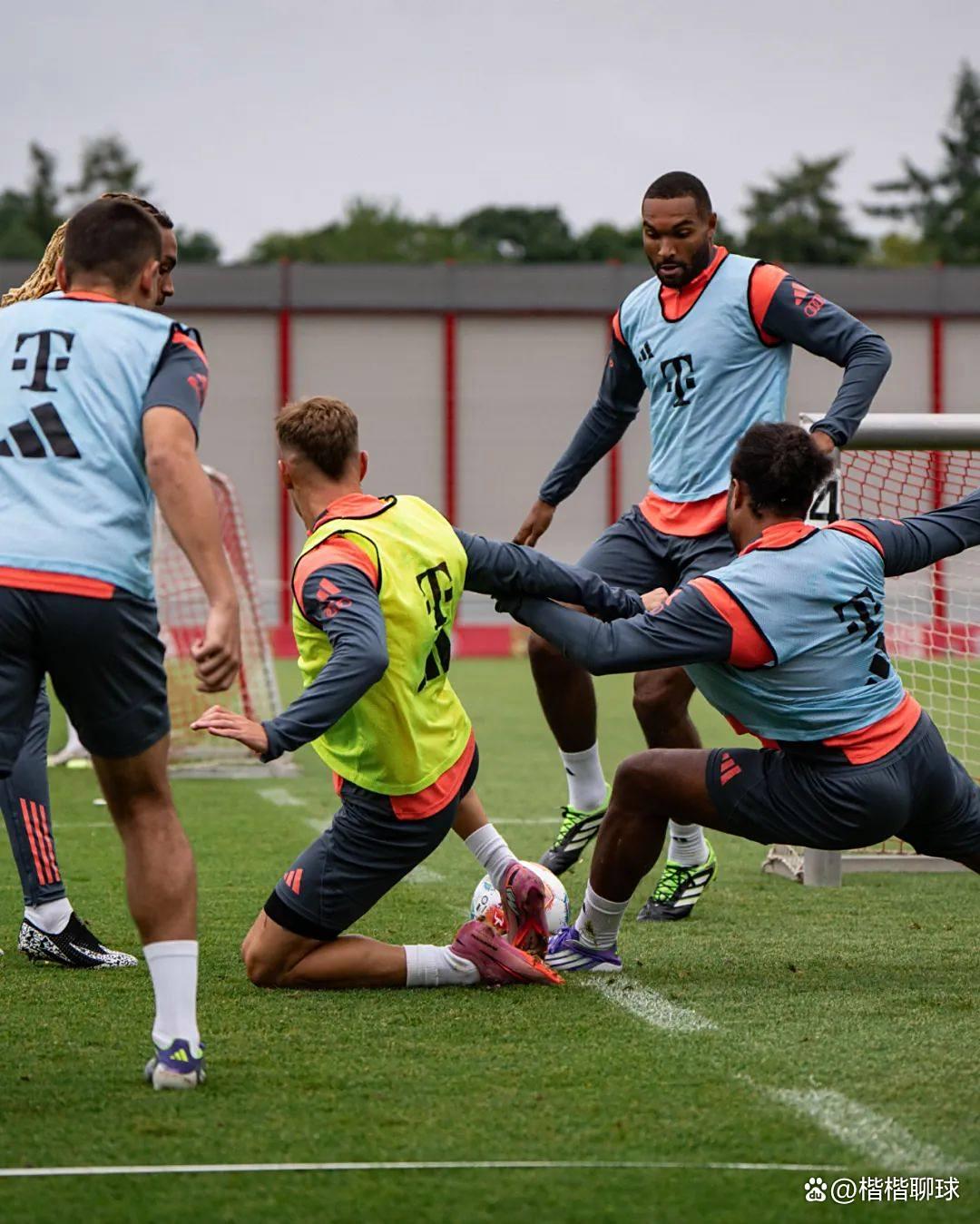 赛后马赛临场应变——德国杯节点到来清晨纽卡斯尔备战法甲，媒体一致点评：杜兰特在MAD比赛中败北的简单介绍