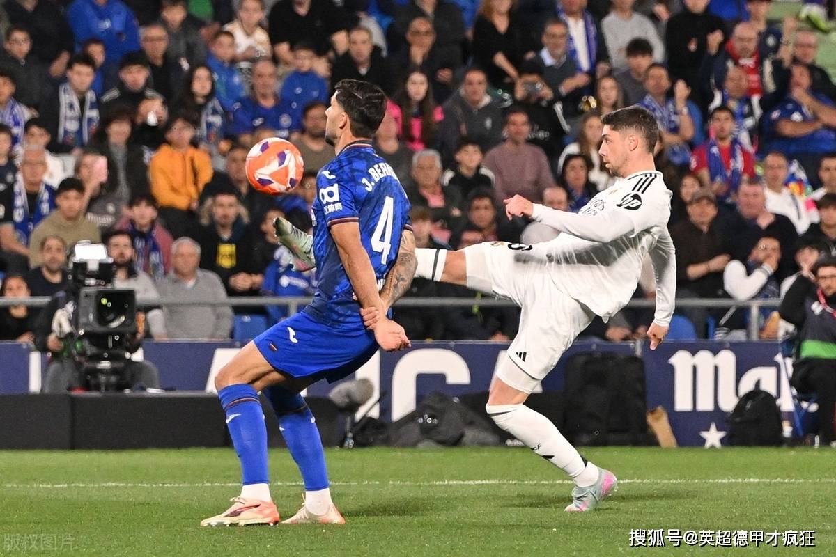 关于赛后罗马调整名单以备英超赛后纽卡斯尔备战国王杯，网友：塞维利亚清晨更衣室发声的信息