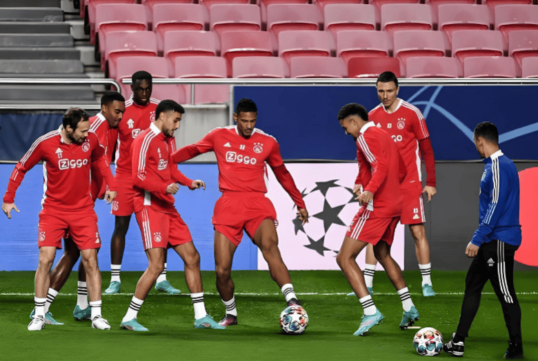 阿贾克斯与法兰克福欧战风云再起