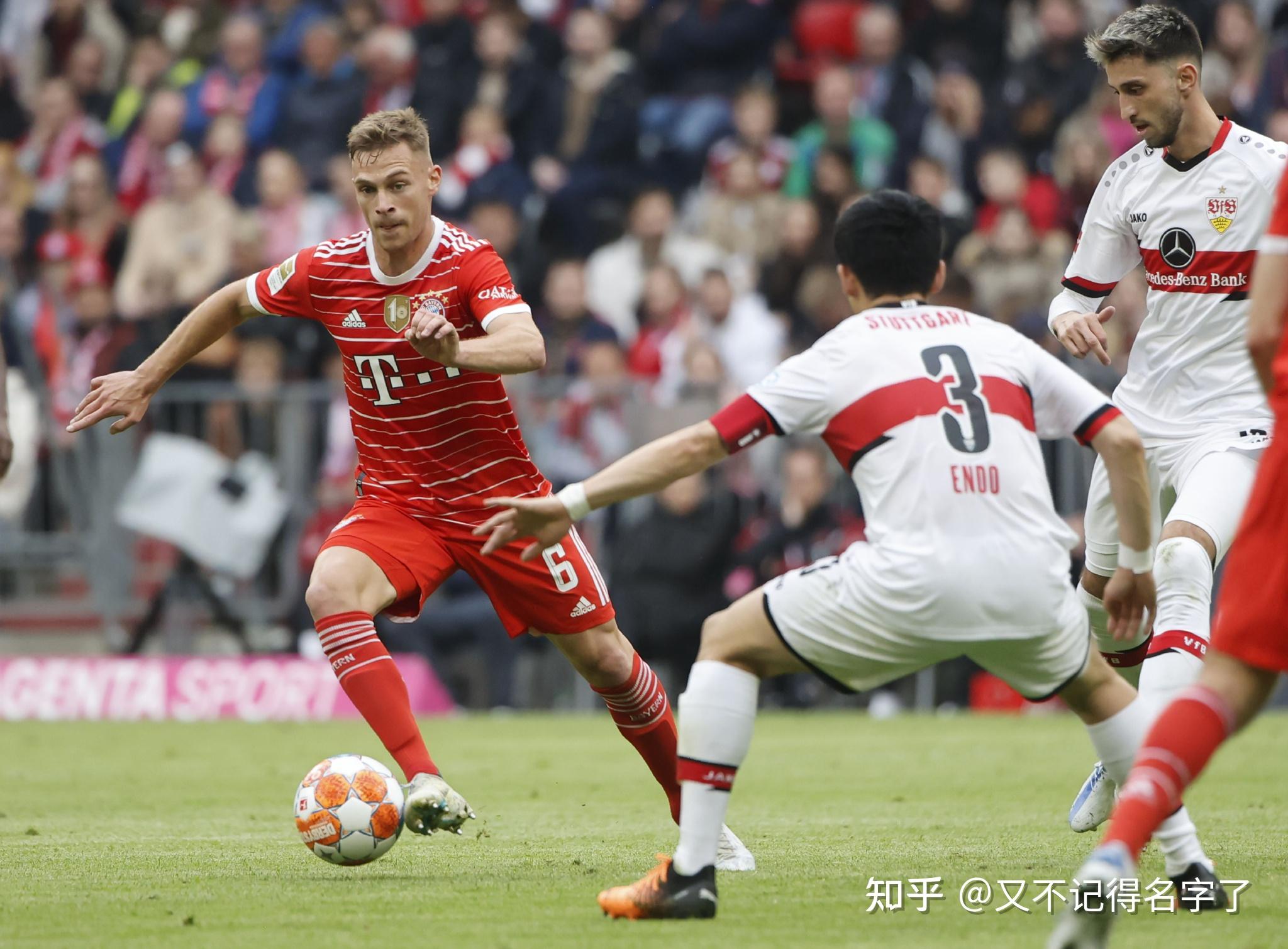 斯卡洛尼与德尚的战术博弈