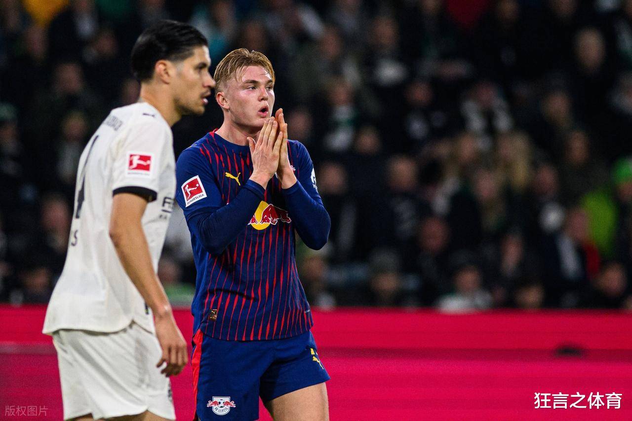 斯卡洛尼与德尚的战术博弈