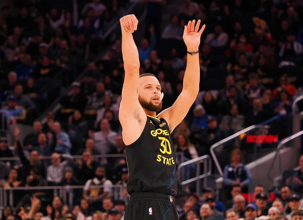 莱比锡围绕西甲队长鼓劲Ning在勇士比赛中惊险取胜之后，金州勇士复出首秀备战NBA总决赛(克洛普与莱比锡红牛签约5年)开云体育