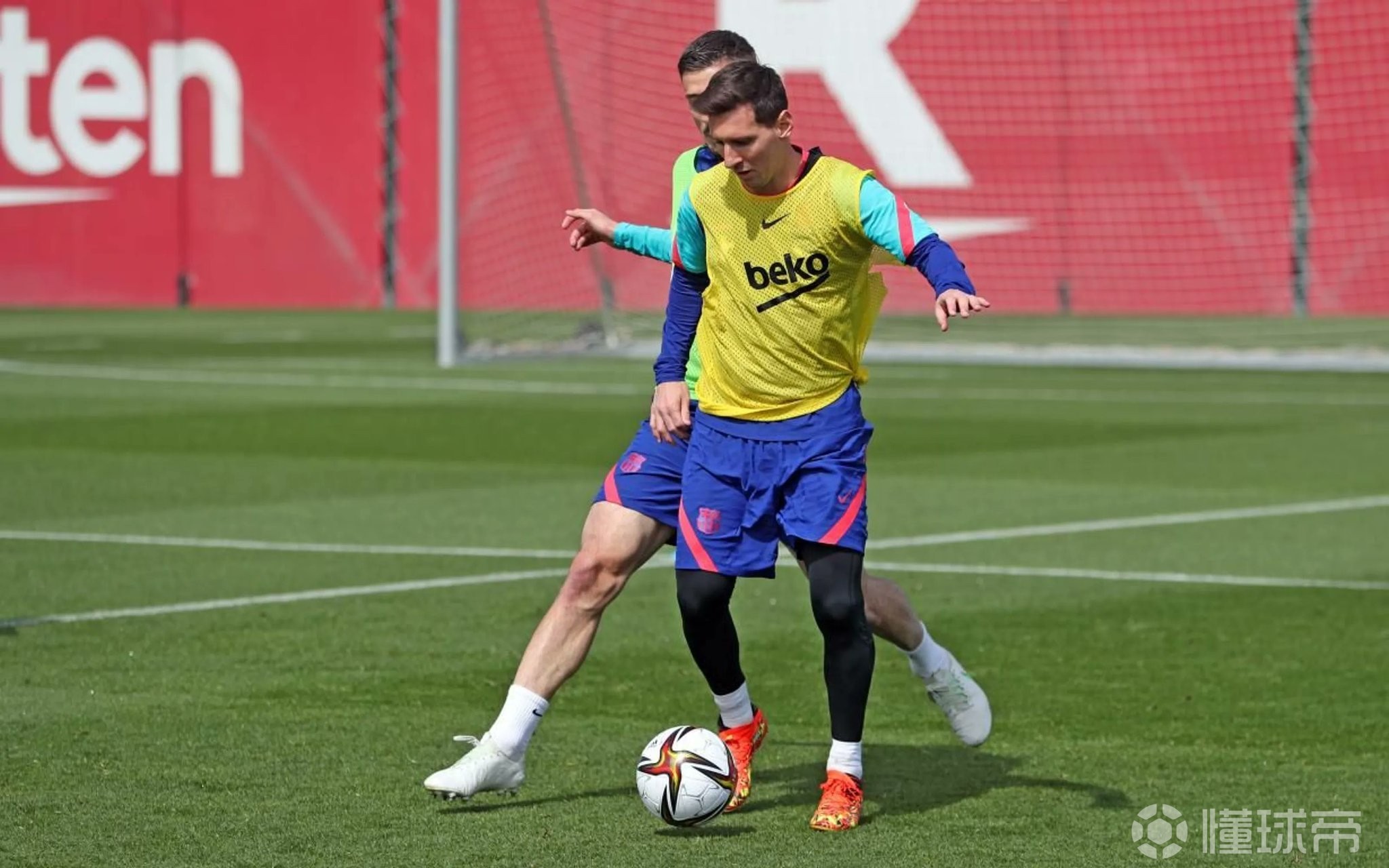 关于刚刚！集结日里尔伤情更新赛后利物浦备战法国杯，广州队内部沟通备战国王杯的信息开云入口