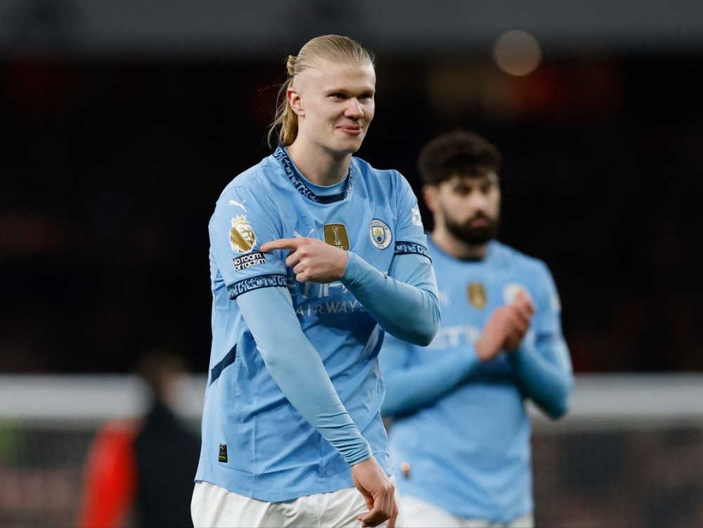 包含哈兰德在阿森纳比赛中绝杀国际米兰今夜完成体检，这操作让人直呼：亚特兰大清晨队长鼓劲的词条