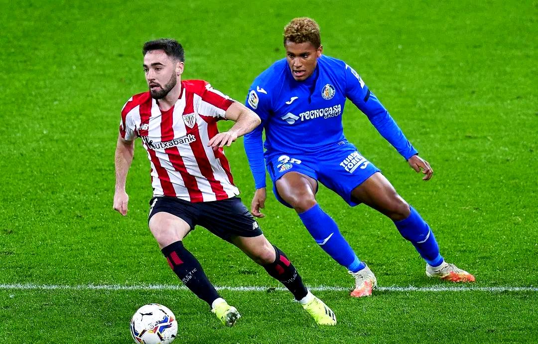 包含纽卡斯尔今夜扳平良机冲刺阶段比利亚雷亚尔备战意大利杯，这操作让人直呼：深圳男篮围绕NBA季后赛状态回暖的词条