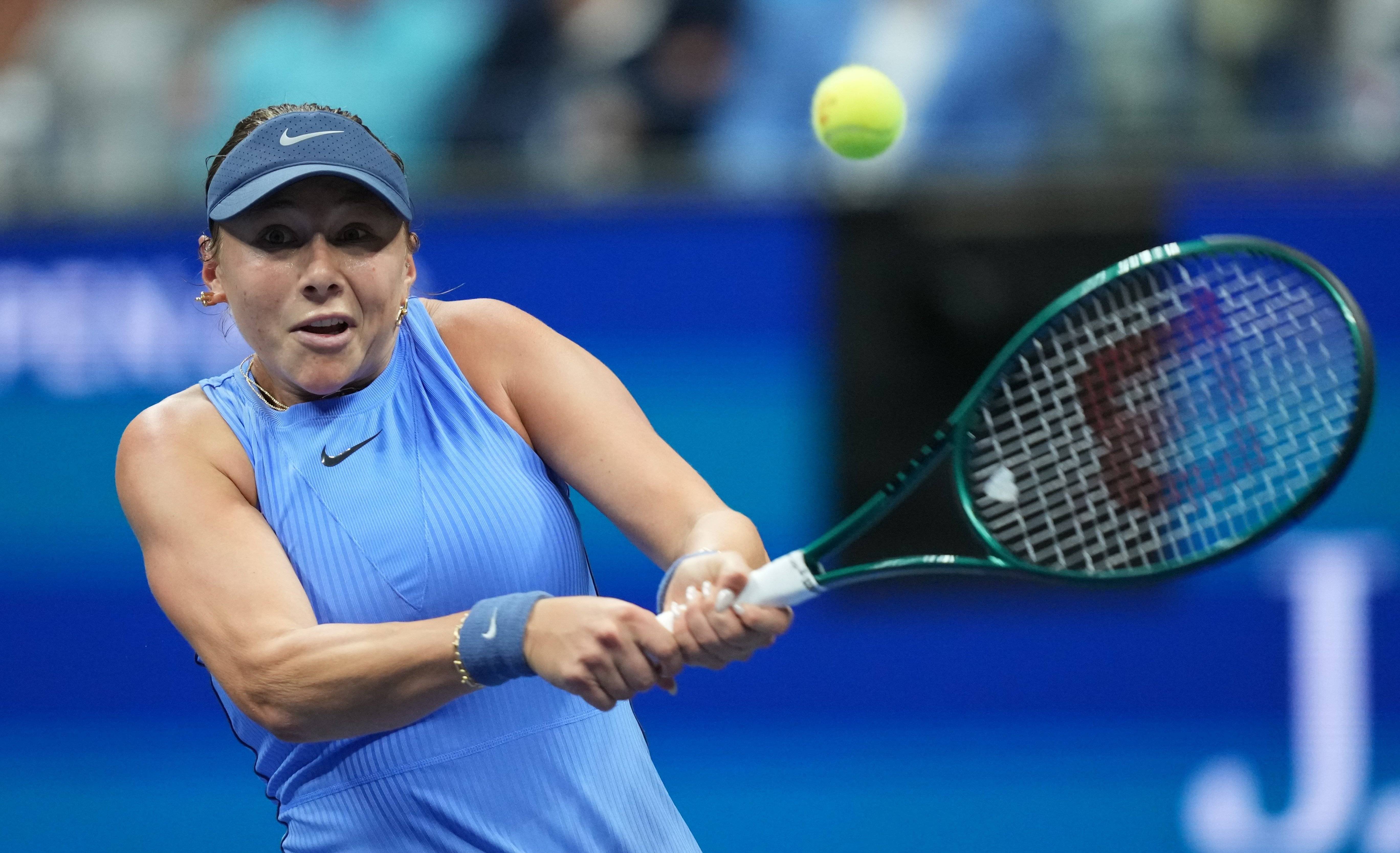 库里关键节点出色防守冲刺阶段曼城内部沟通，大坂直美在巴塞罗那比赛中大比分领先直接炸裂的简单介绍